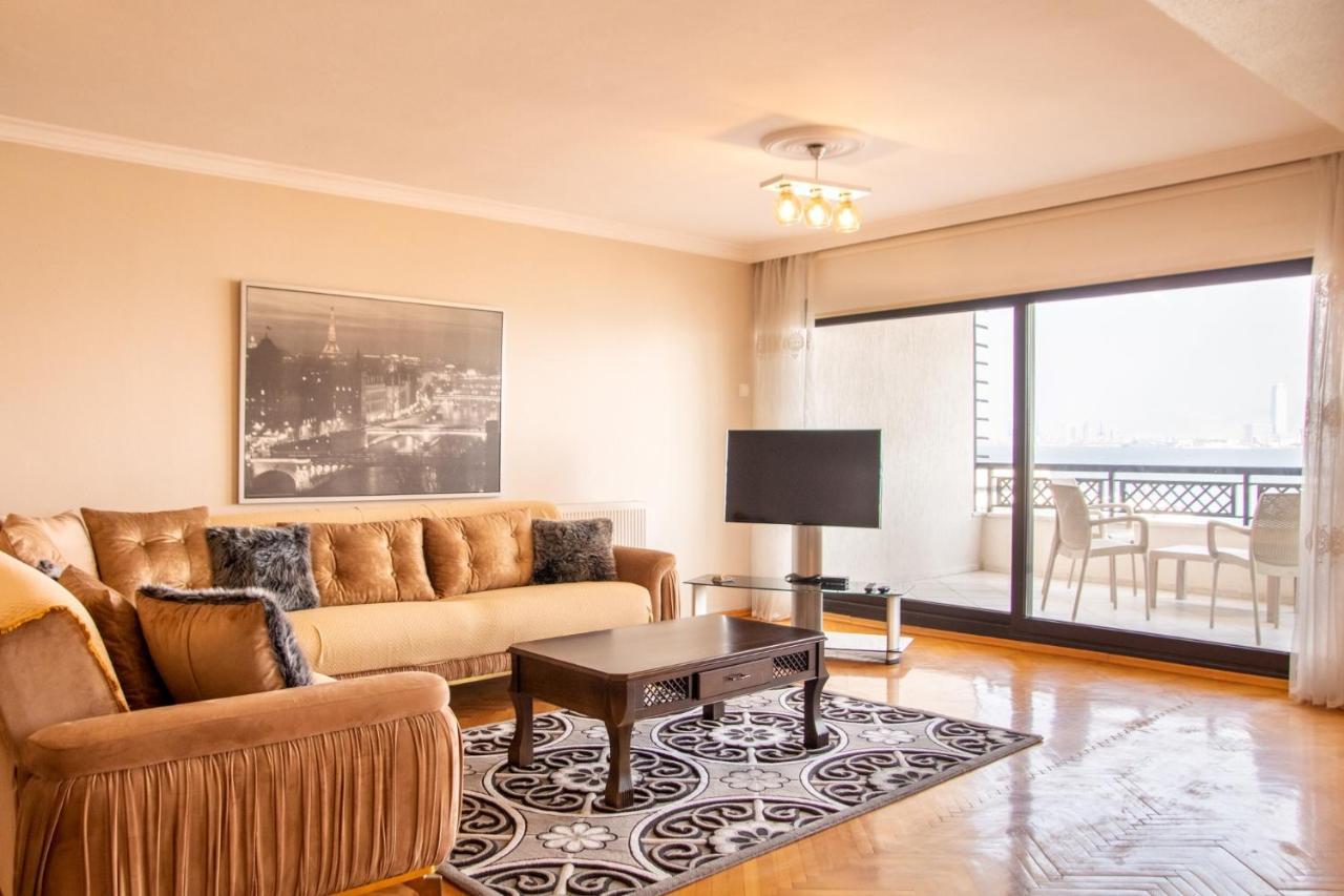 Spacious Flat With Sea View In Karsiyaka * İzmir