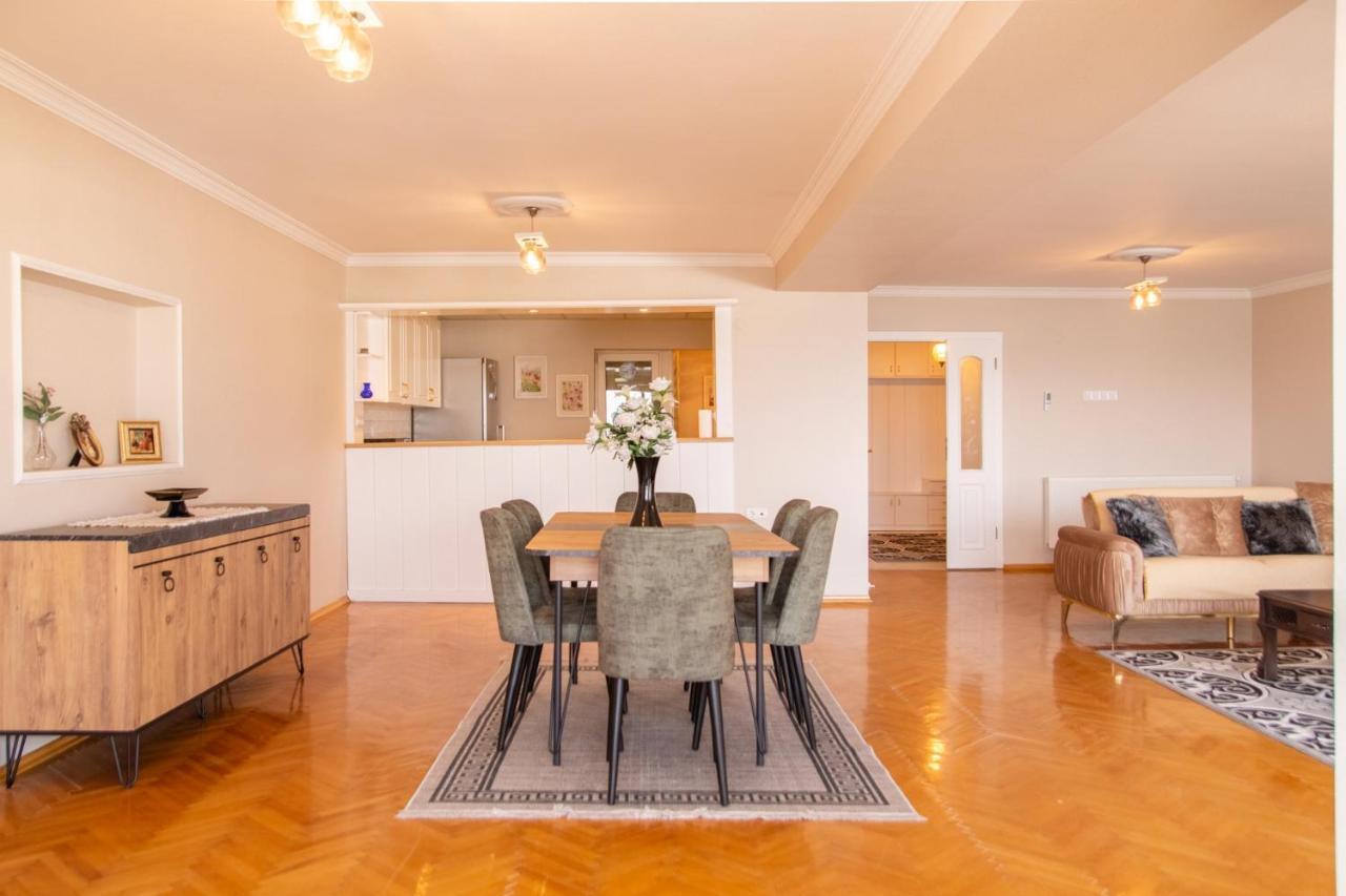Daire Spacious Flat With Sea View In Karsiyaka İzmir