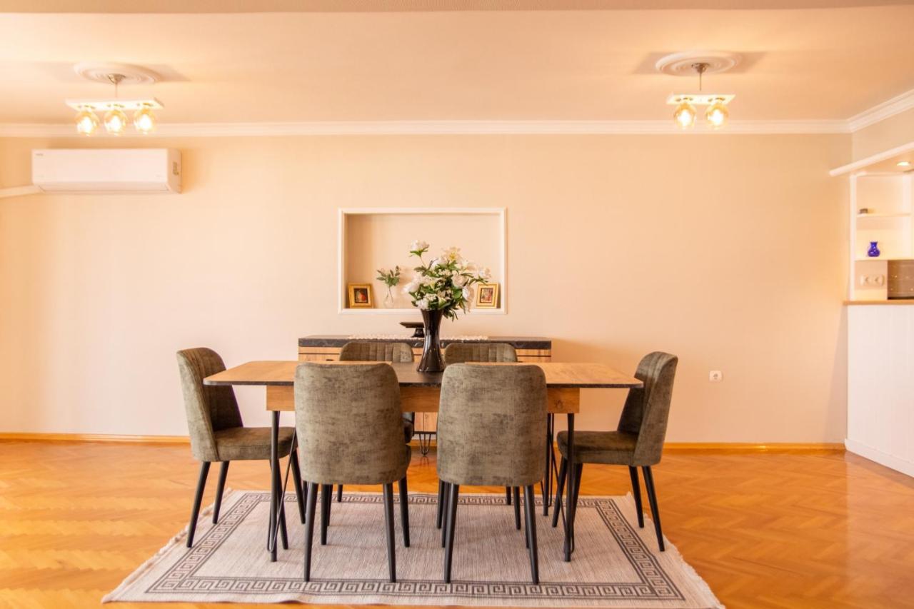 Spacious Flat With Sea View In Karsiyaka *